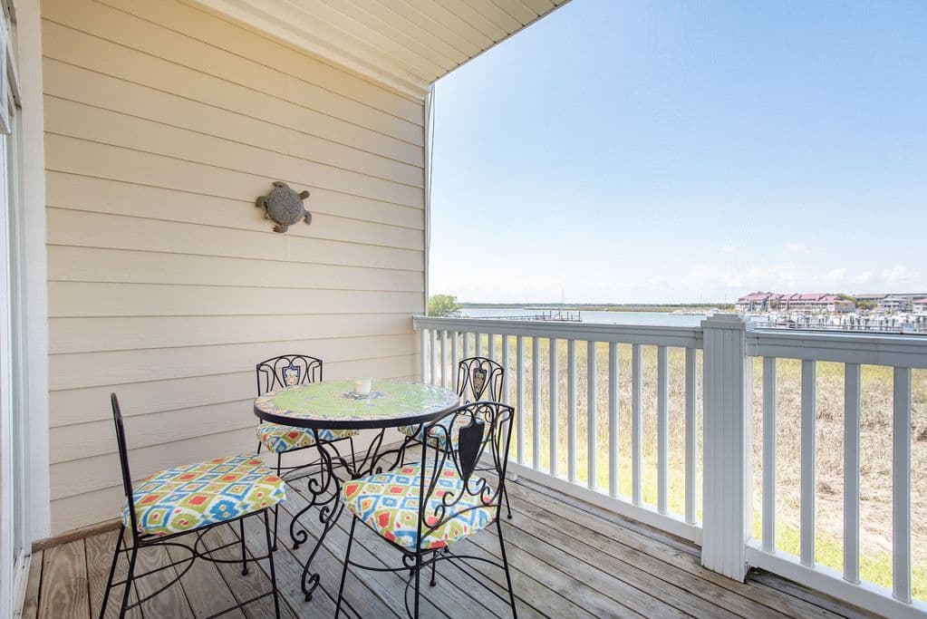 Upper deck with dining table
