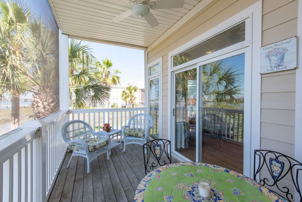 Front porch with wicker furniture